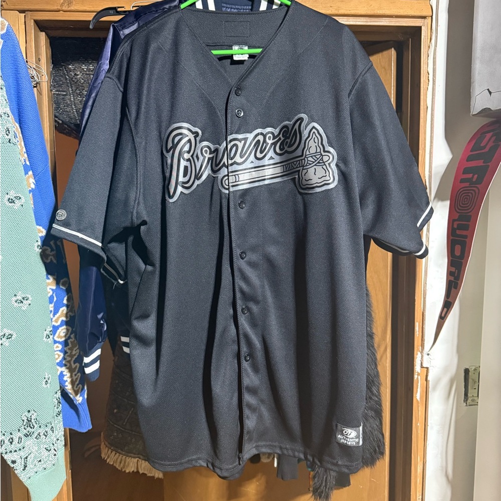 Signed Conyers Braves Black Button-Up Jersey